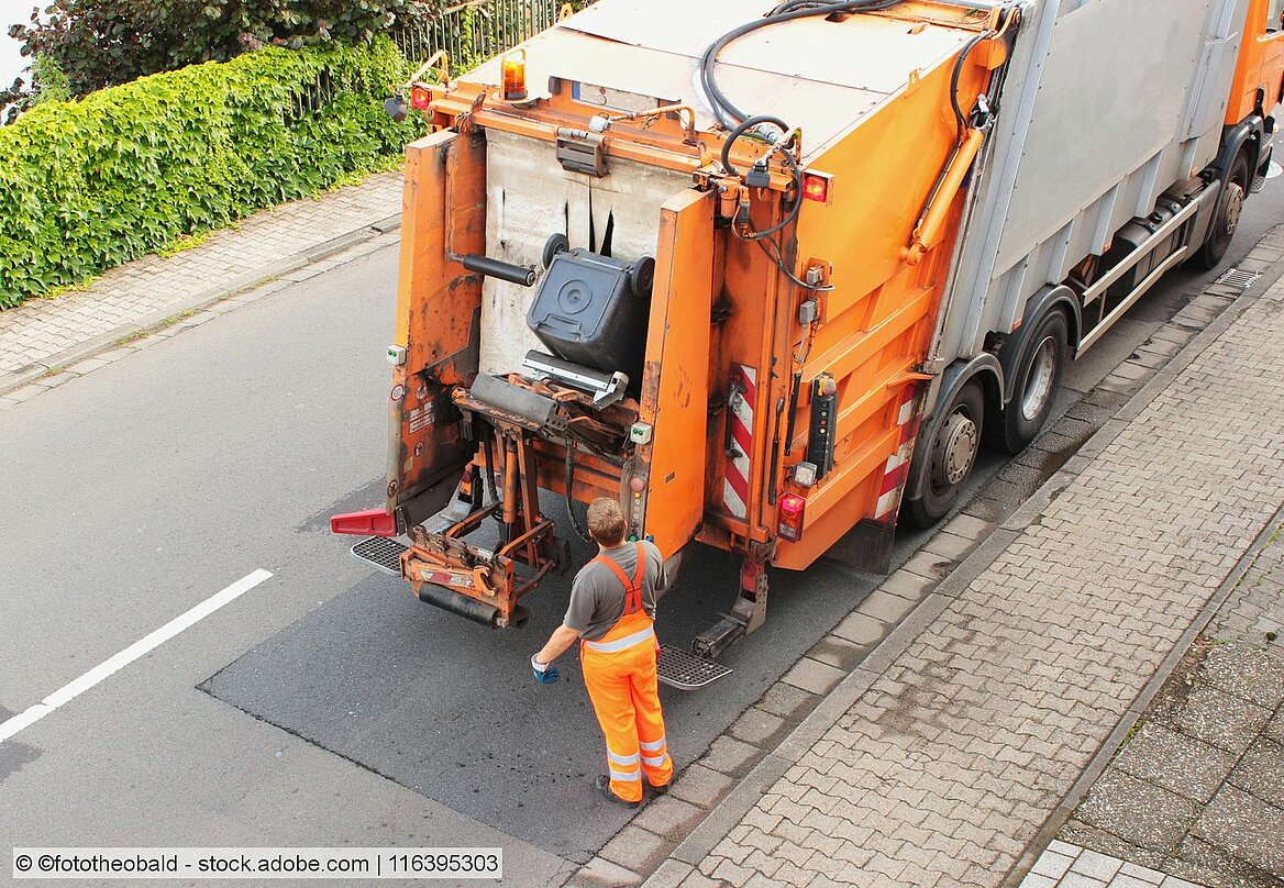 Waste and recycling services, symbolic image