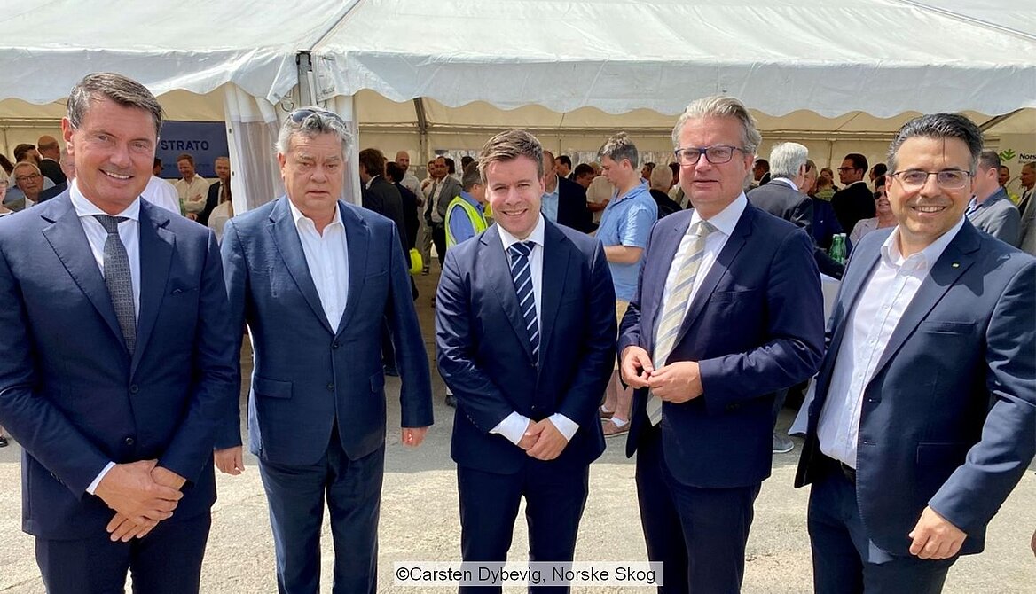 From left to right: Chair of the Board Geir Drangsland, Vice Chancellor of Austria Werner Kogler, CEO Tore Hansesætre, State Governor of the state of Styria in Austria Christopher Drexler, MD Bruck Enzo Zadra 