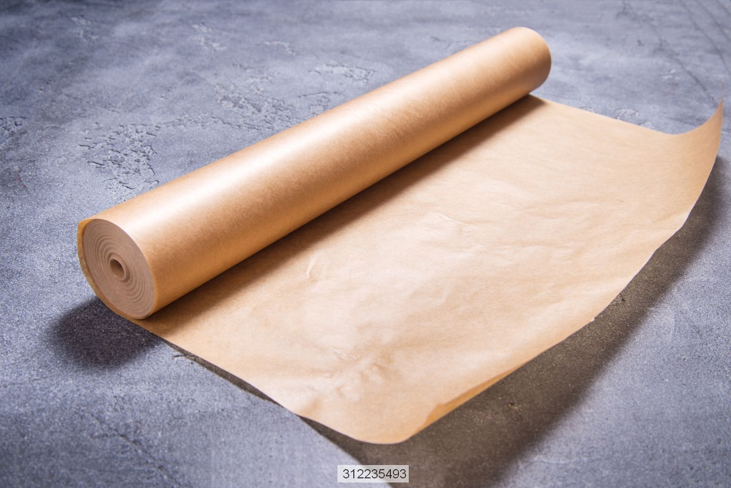 Baking paper roll